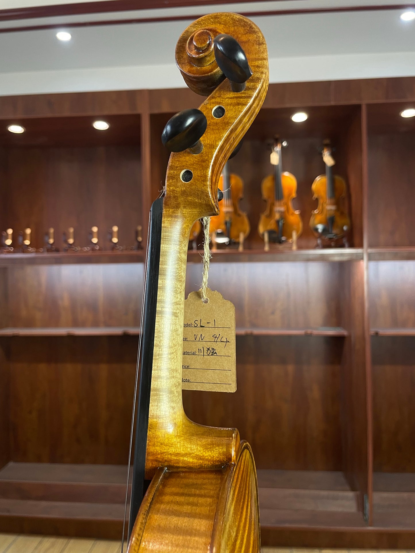 nice flamed handmde violin with antique varnish